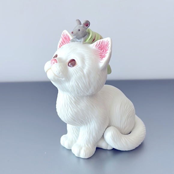 Vintage 1990 Kitty Cat & Mouse Figurine by Kathy Wise for Enesco - Picture 7 of 8